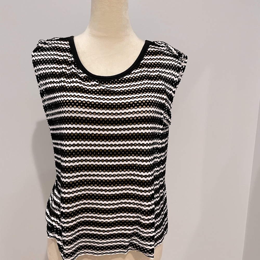Bailey 44 cap sleeve top
